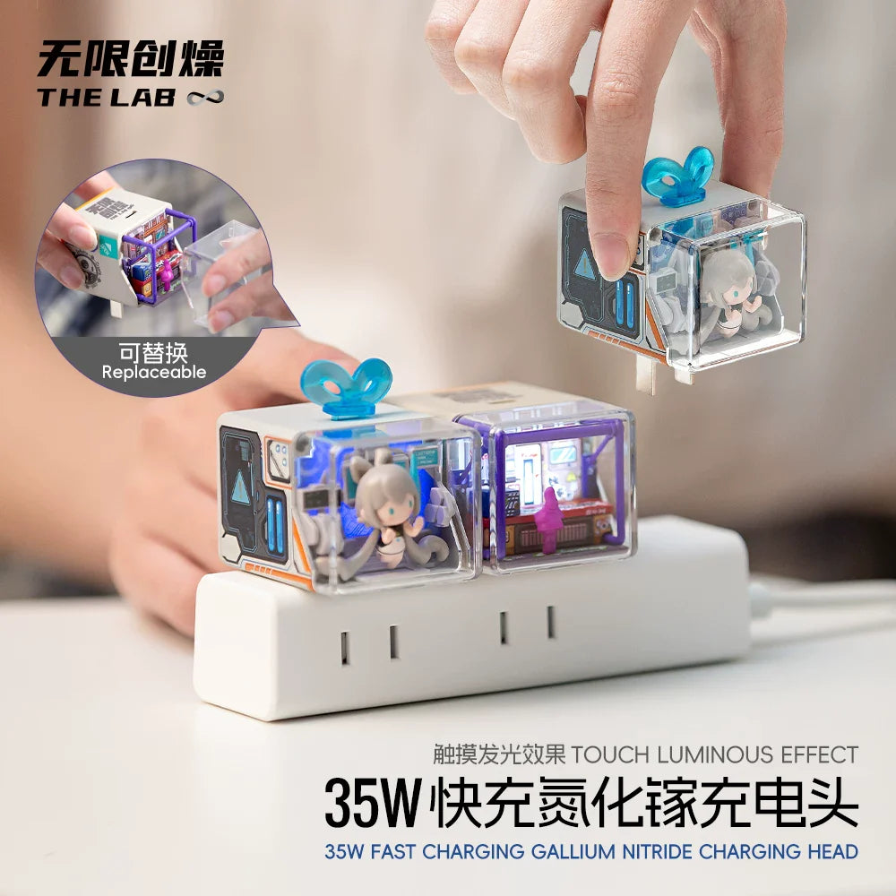 Unleash Cyber Speed: The 35W PD Detachable Fast Charger is Here