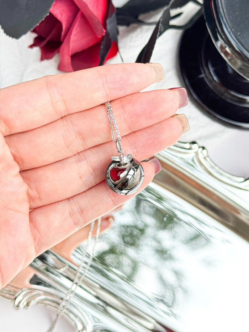 Love and Deepspace | Caleb Soul Inspired Necklace