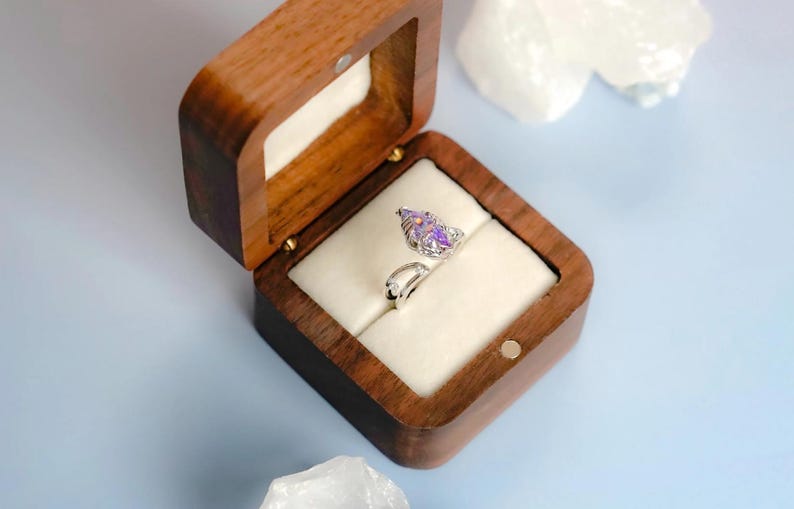 Love and Deepspace | Rafaye Fish Tail Inspired Ring